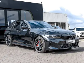 BMW 330i Touring