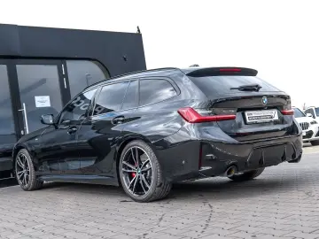 BMW 330i Touring
