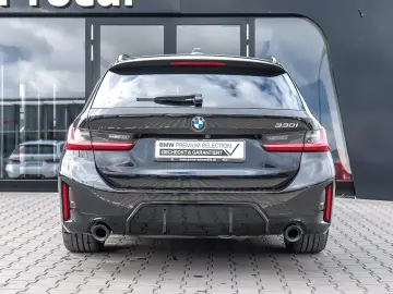BMW 330i Touring