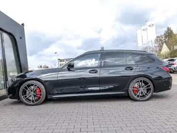 BMW 330i Touring