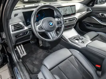 BMW 330i Touring