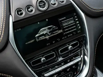 🚀 Aston Martin DBX 707 CP