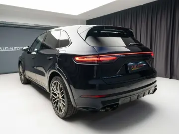 Porsche Cayenne E-Hybrid Platinum Edition 2023