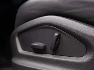 Porsche Cayenne E-Hybrid Platinum Edition 2023