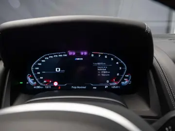 BMW M8 Competition xDrive 625 CP