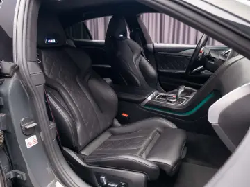 BMW M8 Competition xDrive 625 CP