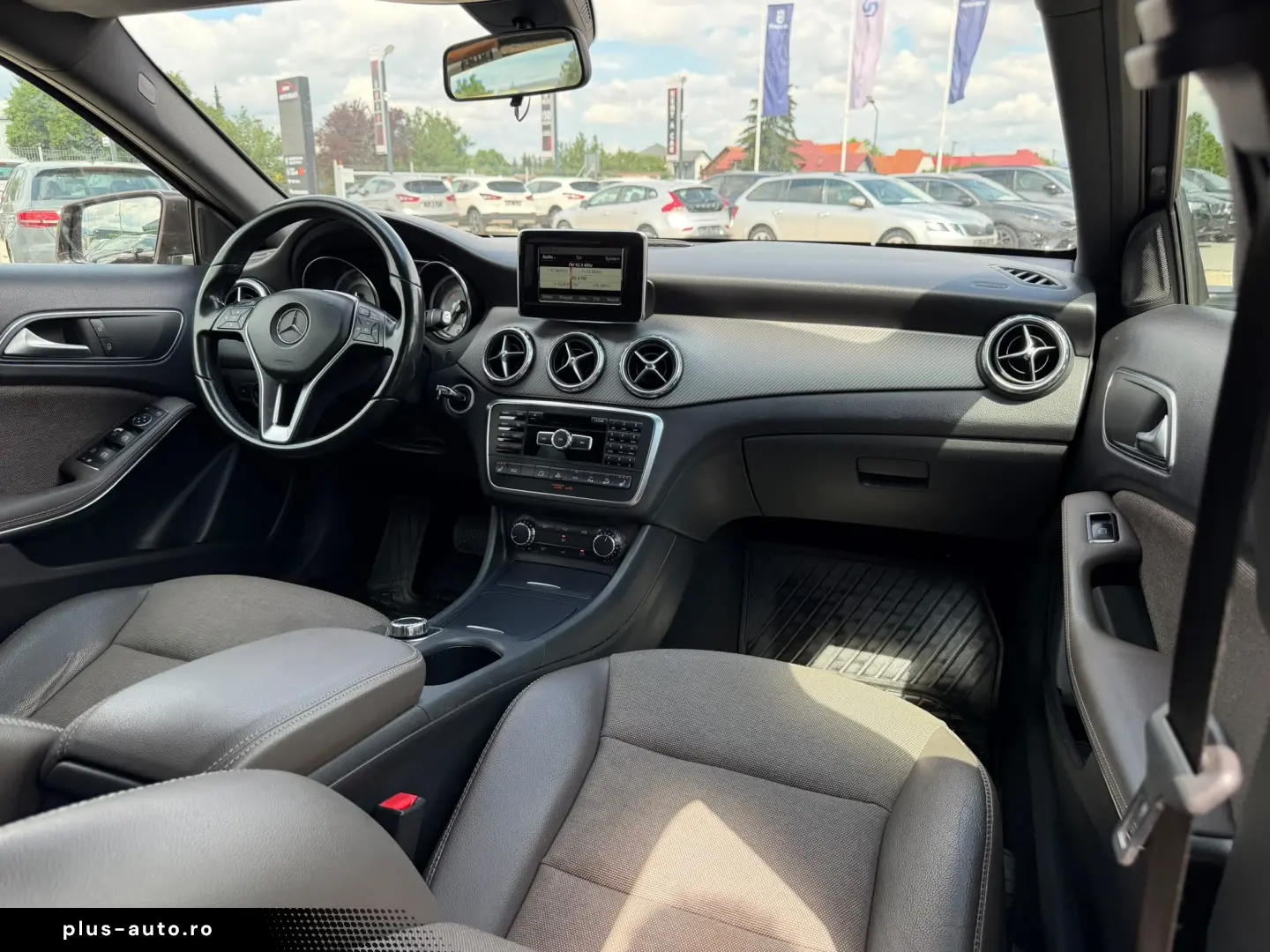 MERCEDESBENZ GLA 200 2014 2.2D E6 Garantie 12 Luni Rate Avan