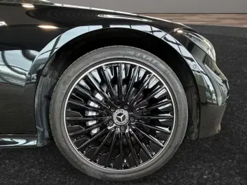 MERCEDES-BENZ CLE 300 e AMG Night Premium Pano
