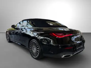 MERCEDES-BENZ CLE 220d Cabriolet AMG Artico Braun