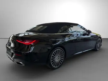 MERCEDES-BENZ CLE 220d Cabriolet AMG Artico Braun