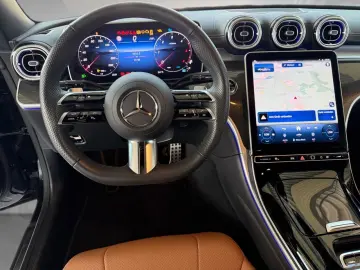 MERCEDES-BENZ CLE 220d Cabriolet AMG Artico Braun