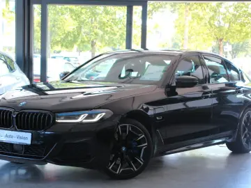 BMW 530e xDrive (G30) M Sport  A-LED GSD ACC Leder