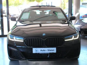 BMW 530e xDrive (G30) M Sport  A-LED GSD ACC Leder