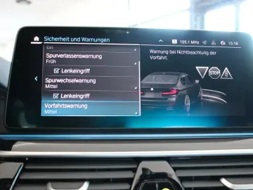 BMW 530e xDrive (G30) M Sport  A-LED GSD ACC Leder