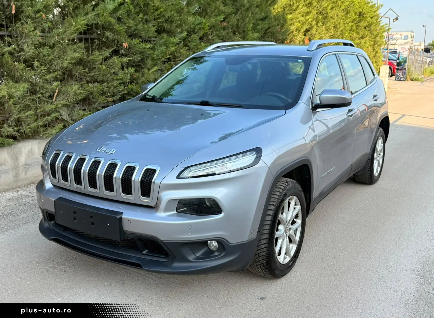 JEEP Cherokee 2018 — imagine 2