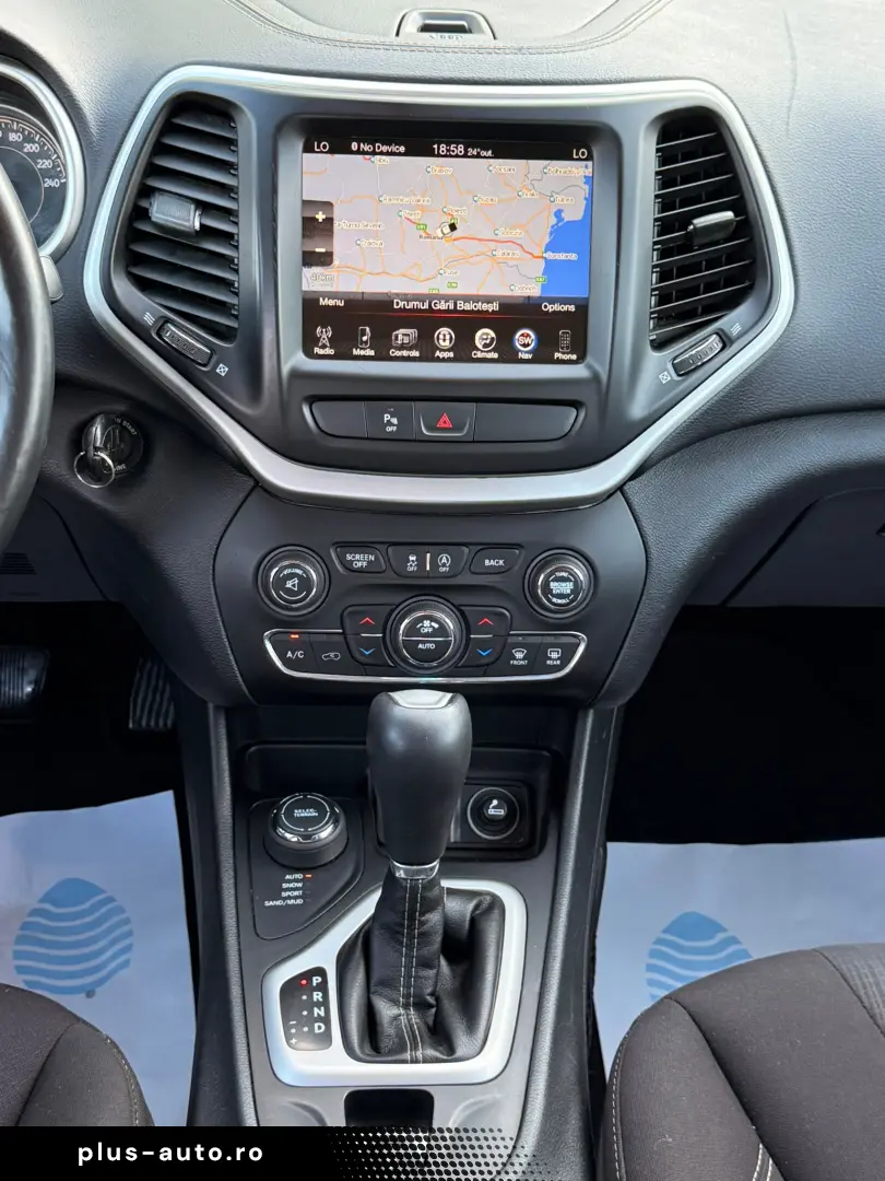 JEEP Cherokee 2018 — imagine 14