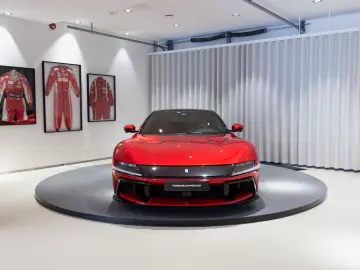 FERRARI 12Cilindri