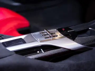 FERRARI 12Cilindri