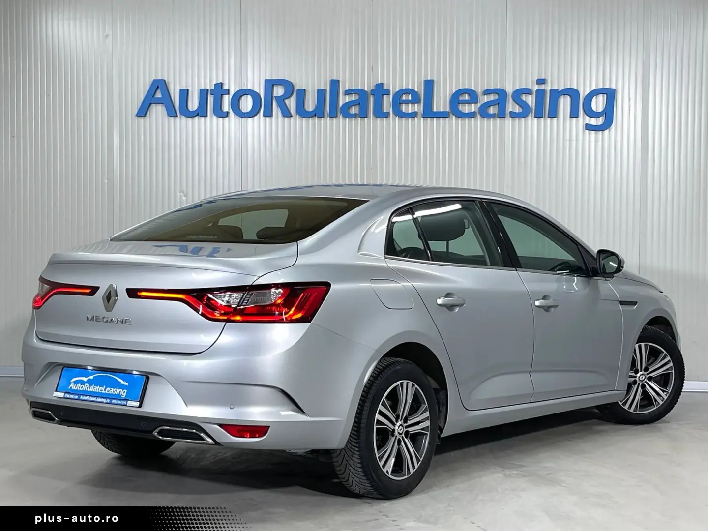 RENAULT Megane 2023 — imagine 3
