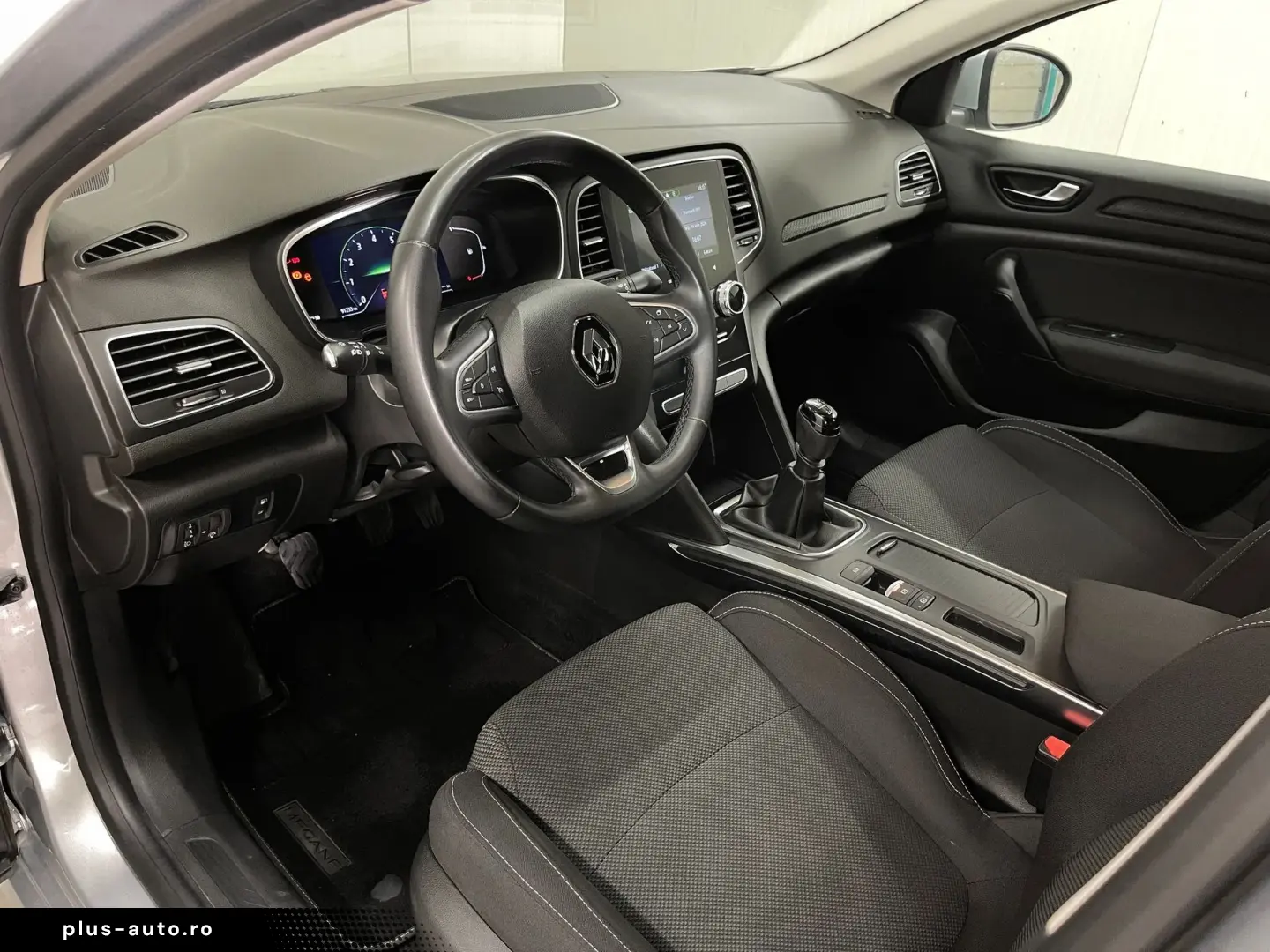 RENAULT Megane 2023 — imagine 5