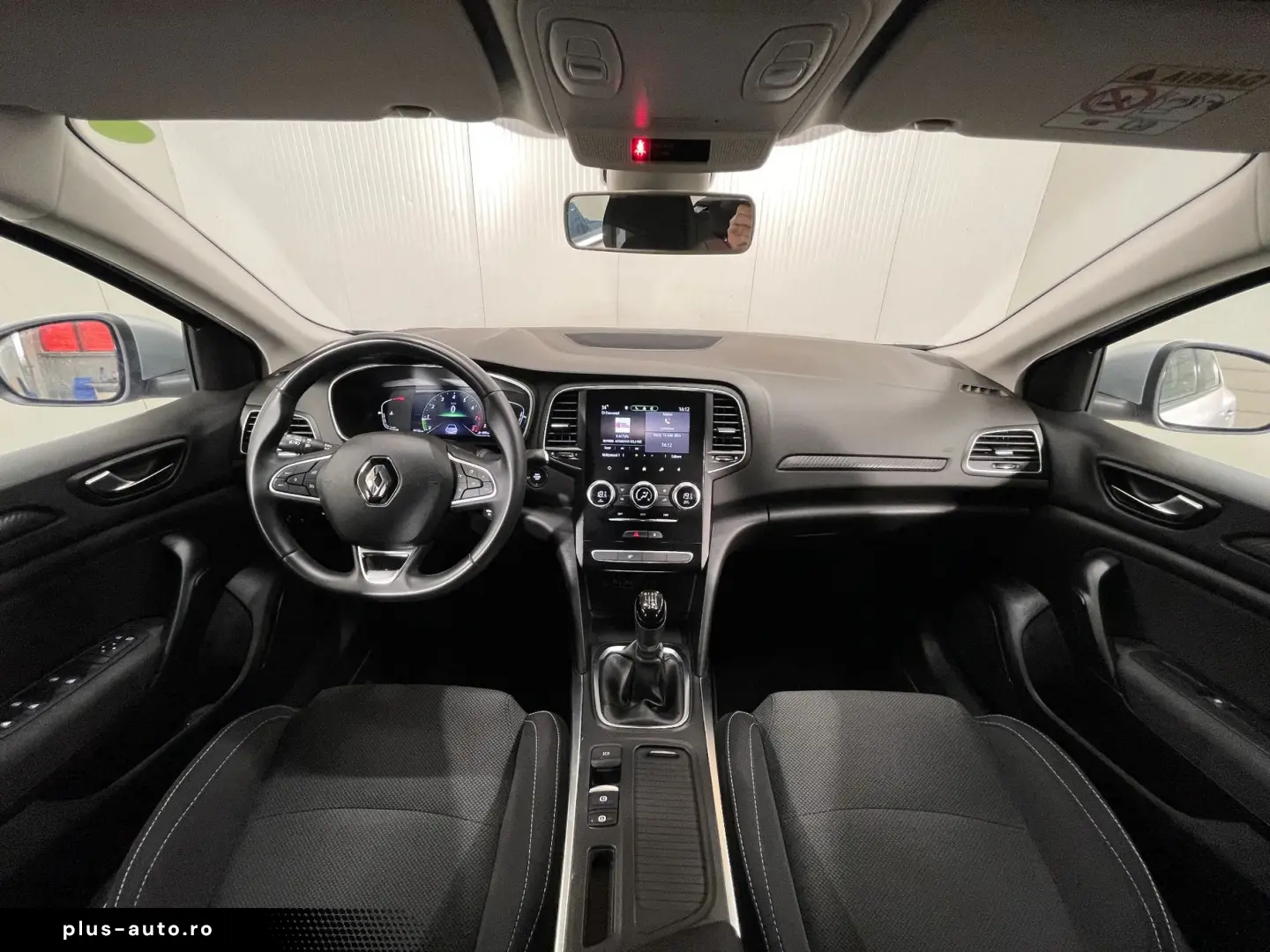 RENAULT Megane 2023 — imagine 7