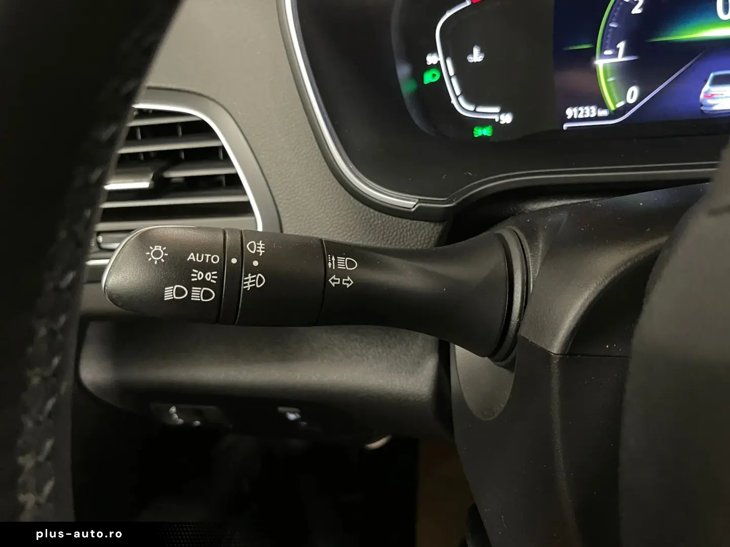 RENAULT Megane 2023 — imagine 19