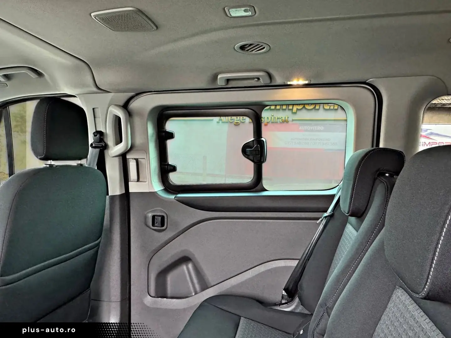 Ford Tourneo-Custom-