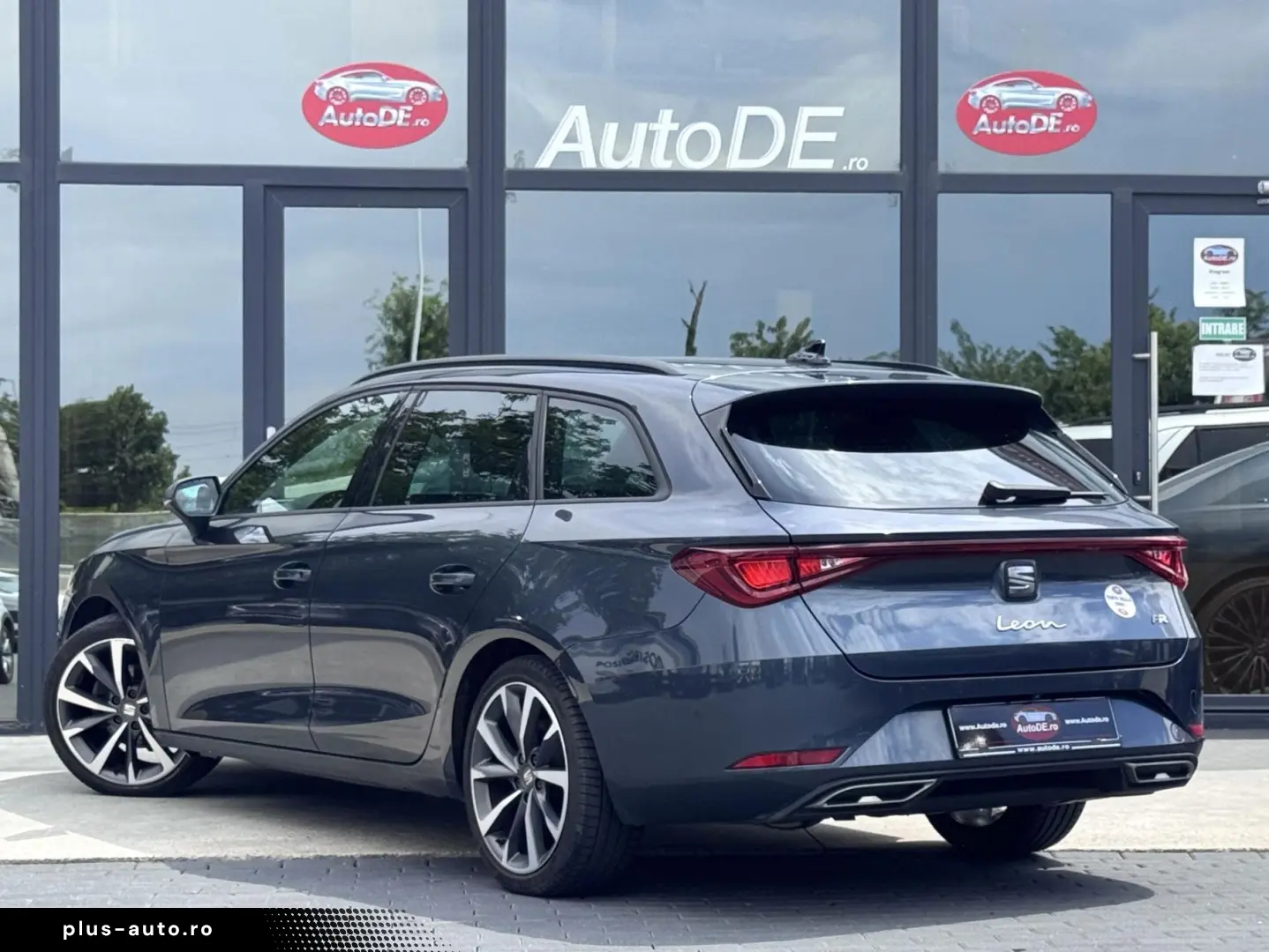 SEAT Leon 2022 — imagine 3