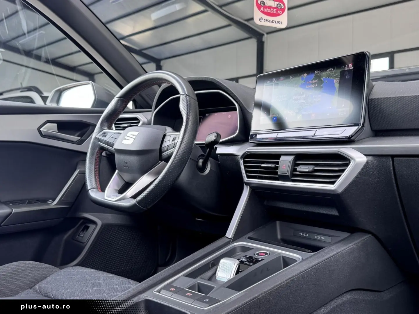 SEAT Leon 2022 — imagine 10