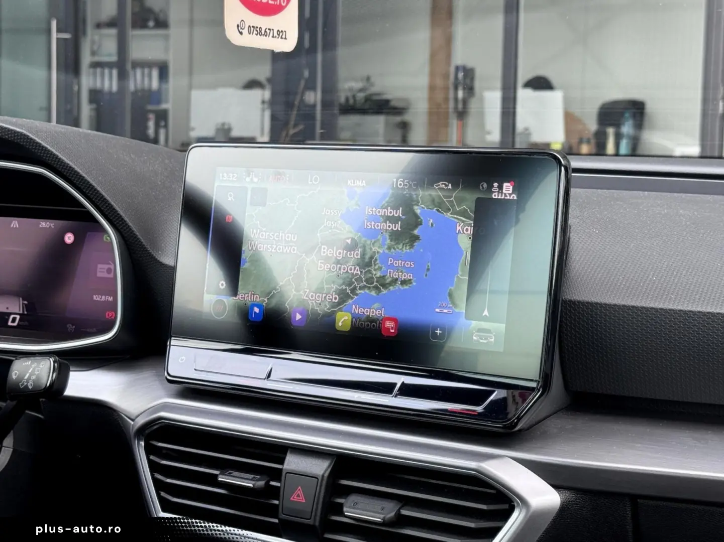 SEAT Leon 2022 — imagine 12