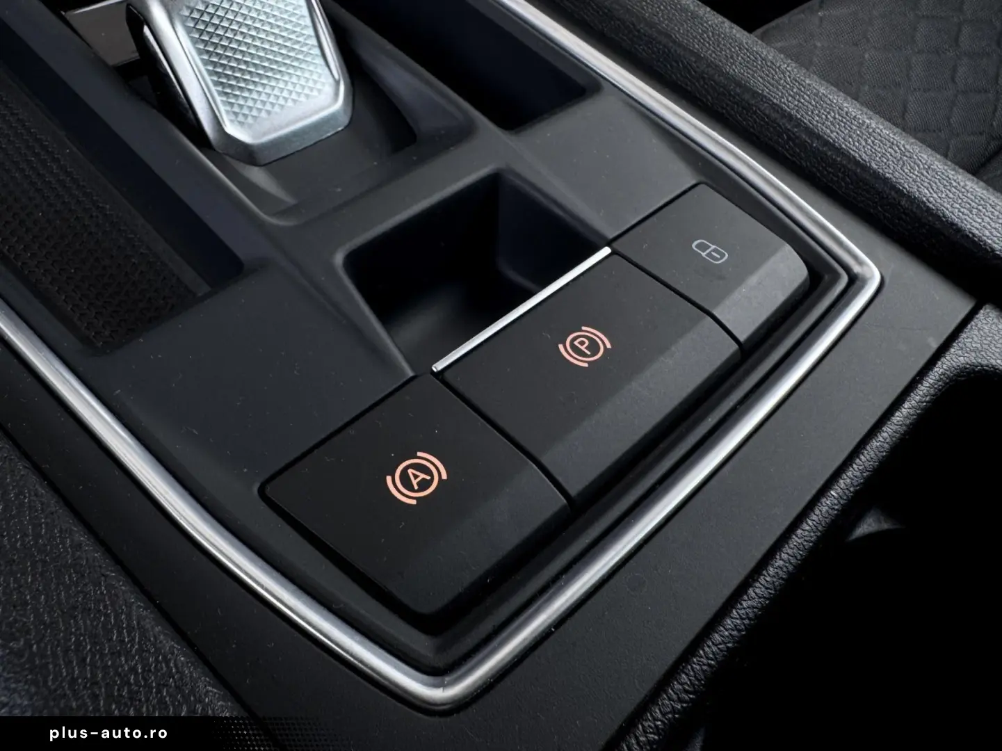 SEAT Leon 2022 — imagine 16