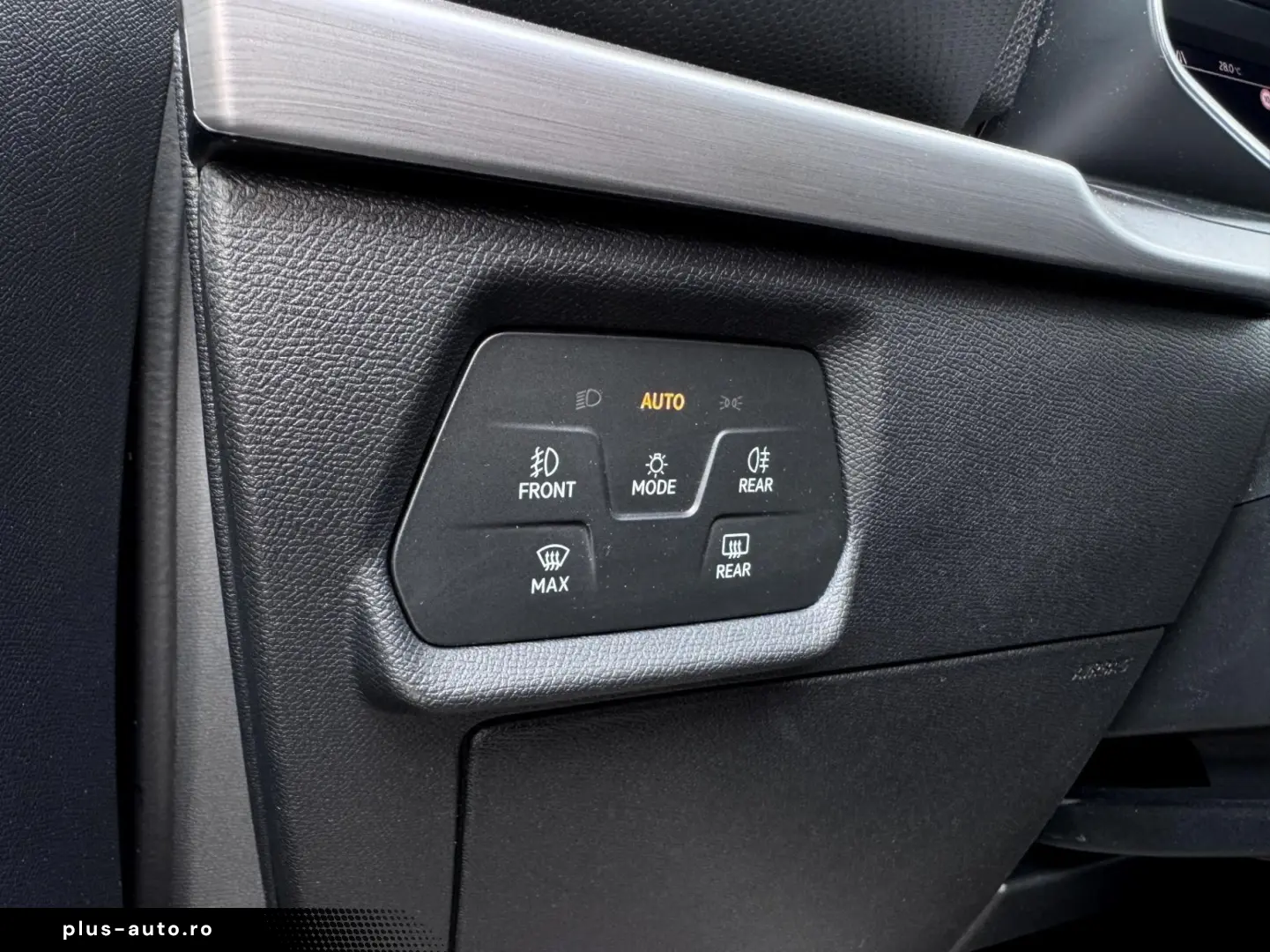 SEAT Leon 2022 — imagine 21