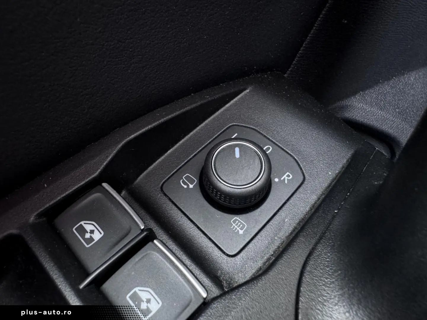 SEAT Leon 2022 — imagine 22