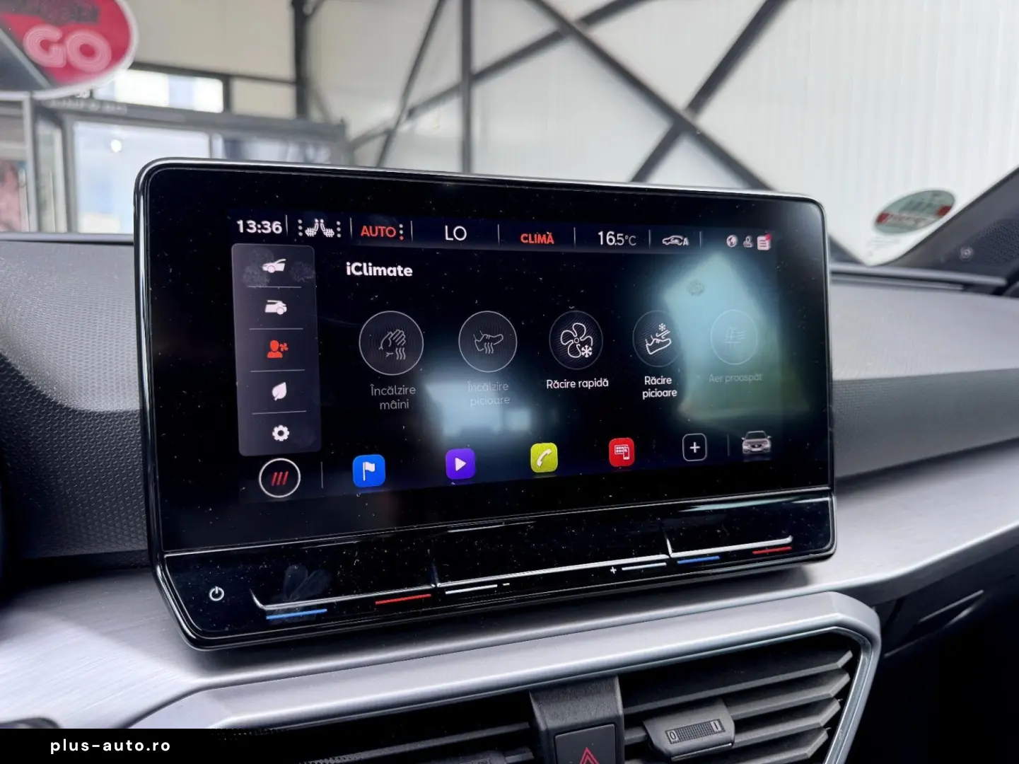 SEAT Leon 2022 — imagine 30