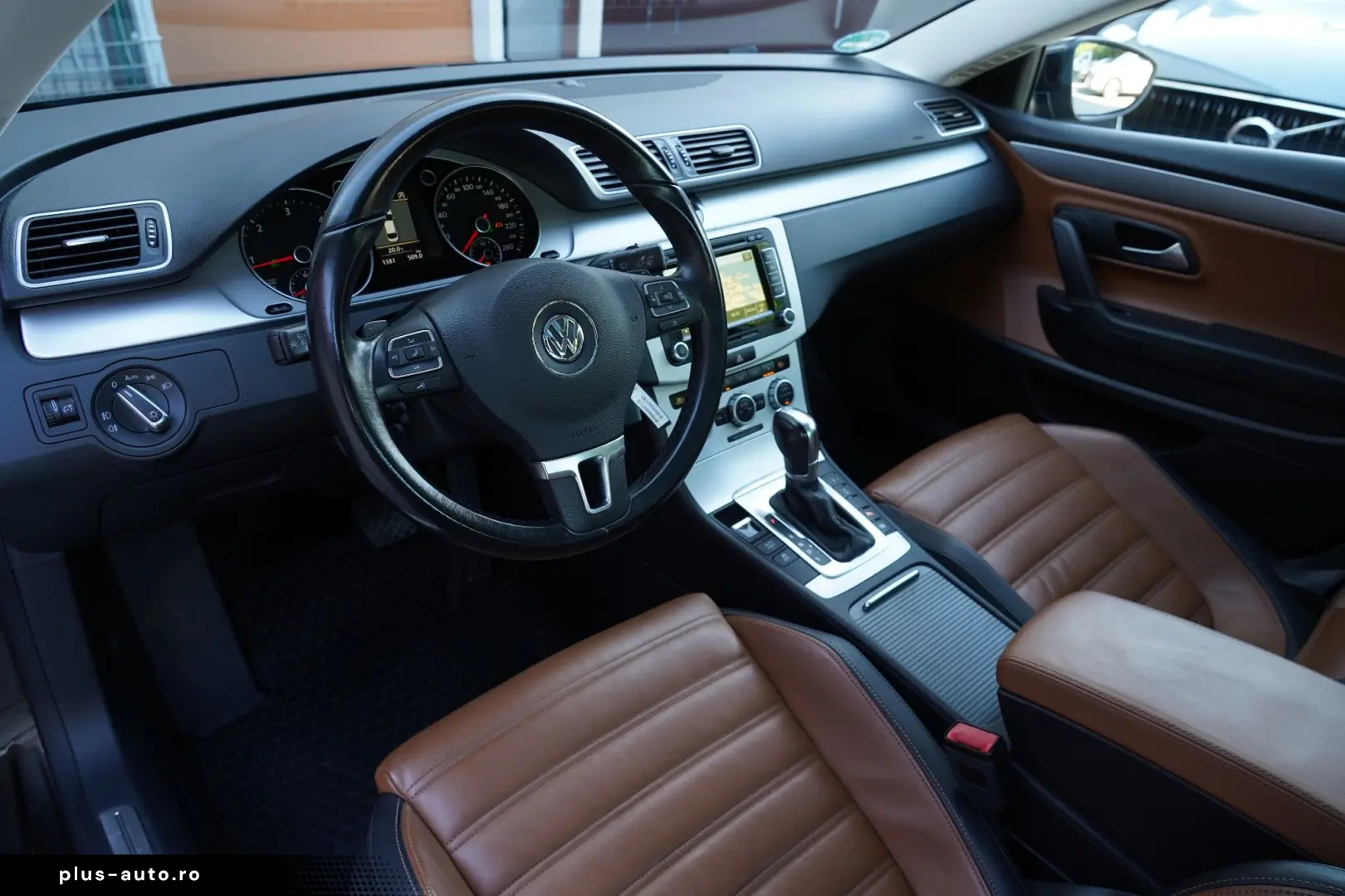Volkswagen Passat-Cc
