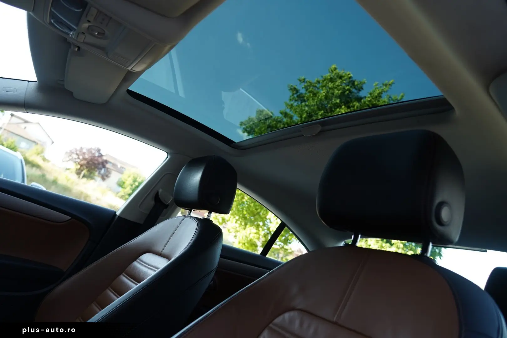 Volkswagen Passat-Cc