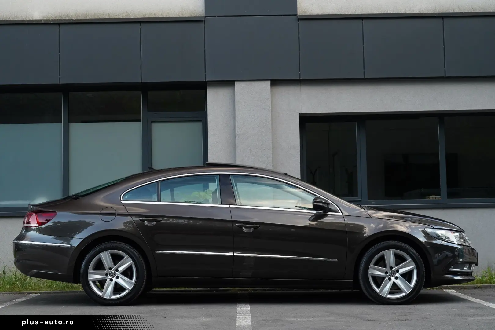 Volkswagen Passat-Cc