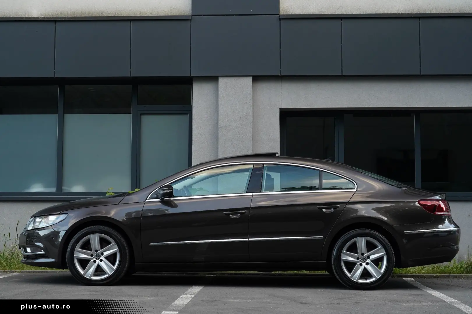 Volkswagen Passat-Cc