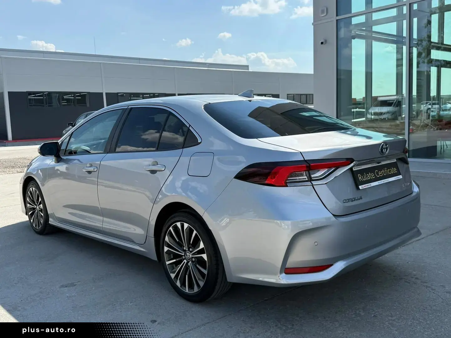 Toyota Corolla Dynamic 1.8 Hybrid 140 Cp