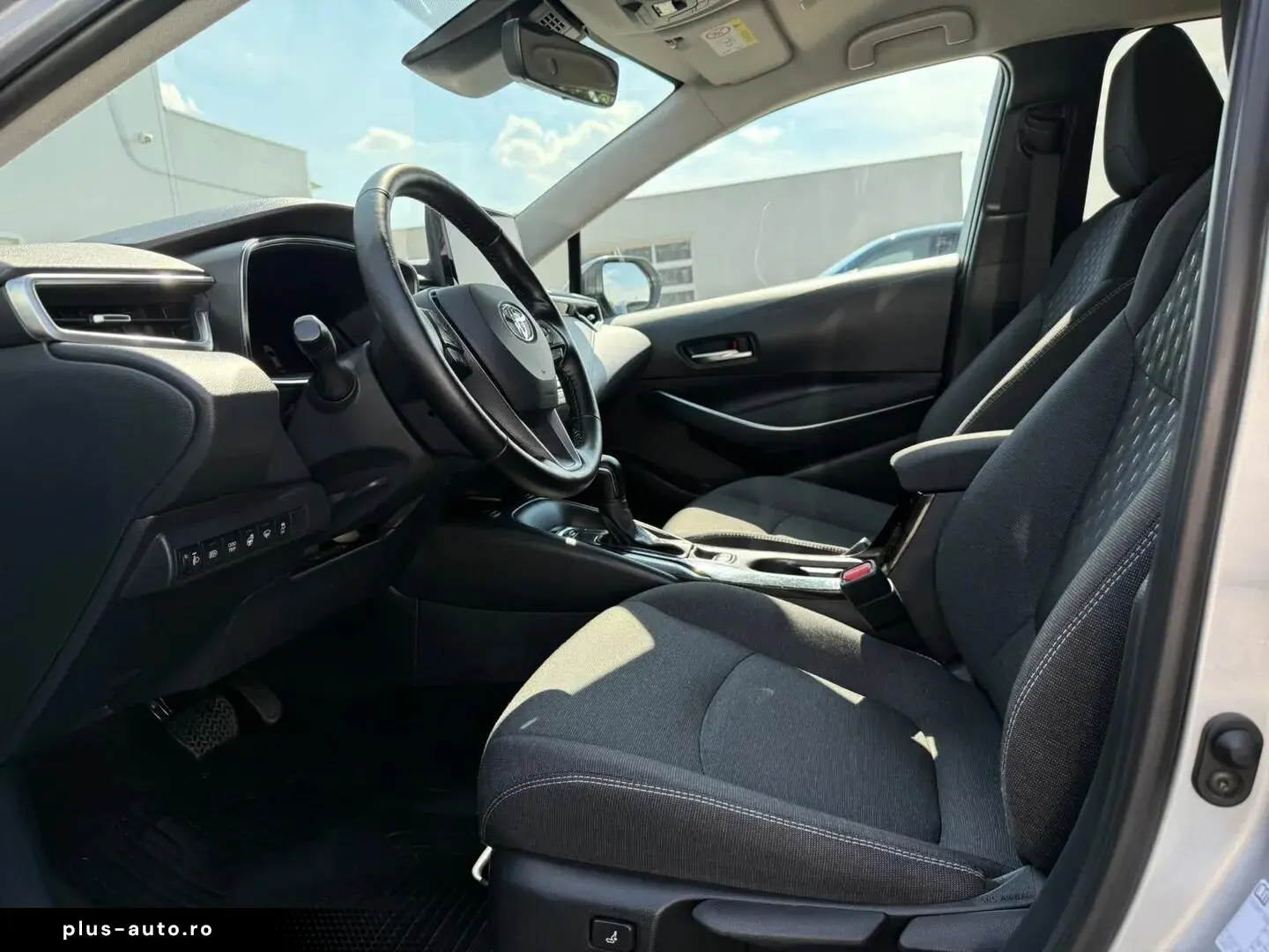 Toyota Corolla Dynamic 1.8 Hybrid 140 Cp