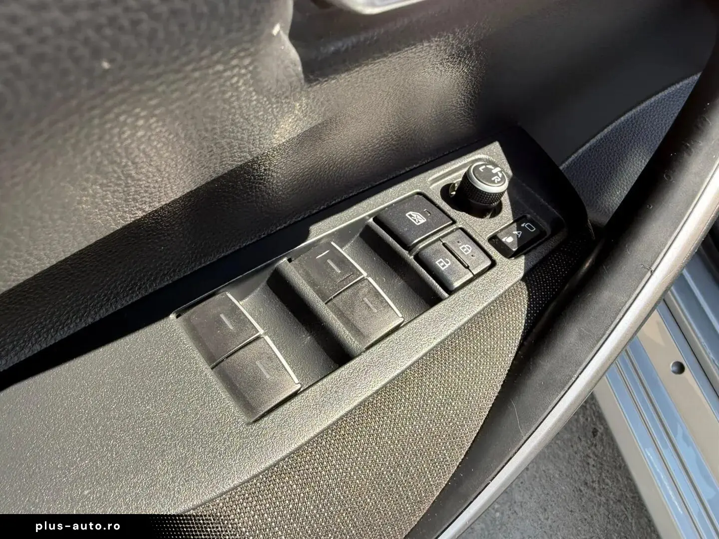 Toyota Corolla Dynamic 1.8 Hybrid 140 Cp