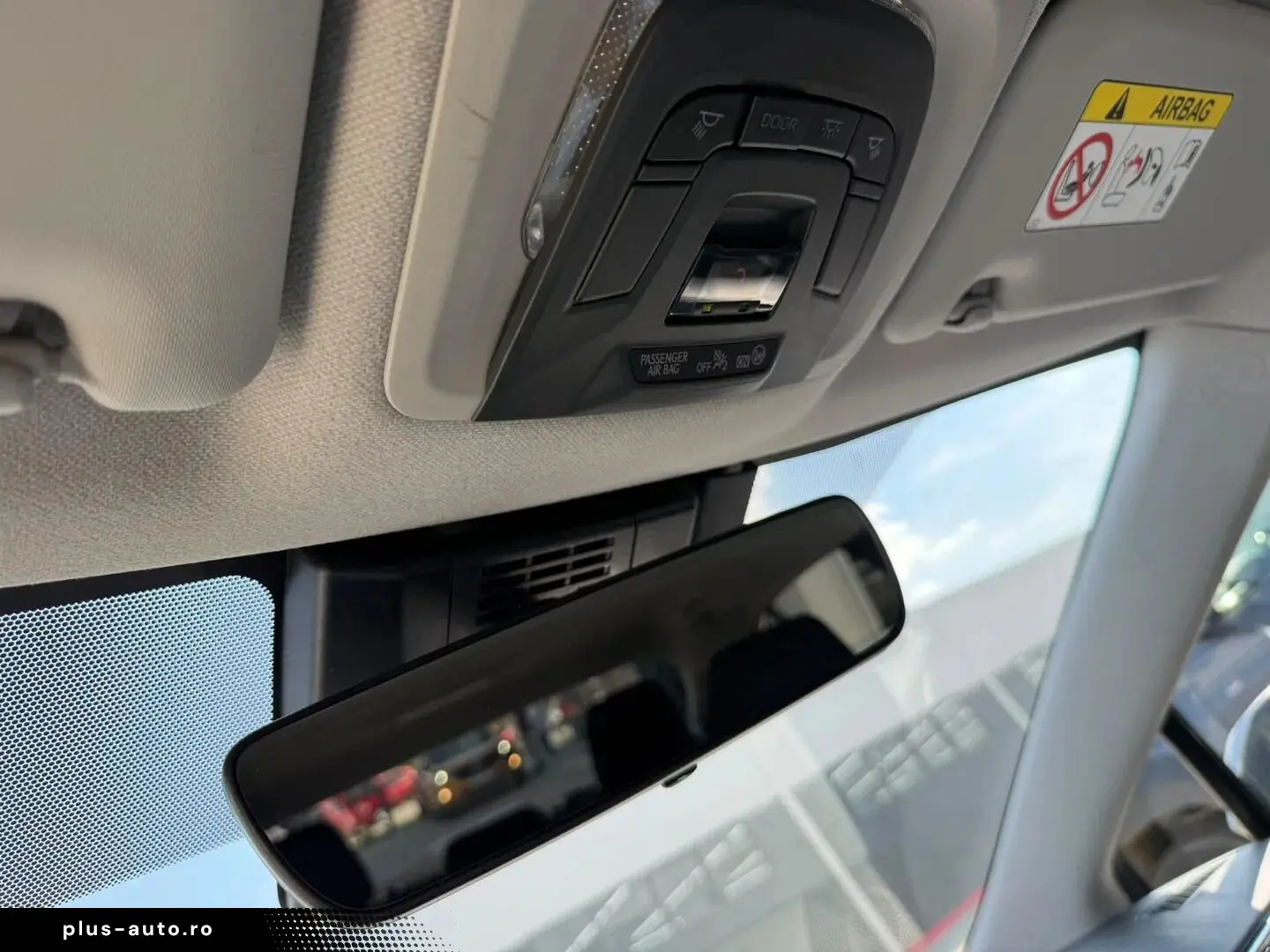 Toyota Corolla Dynamic 1.8 Hybrid 140 Cp