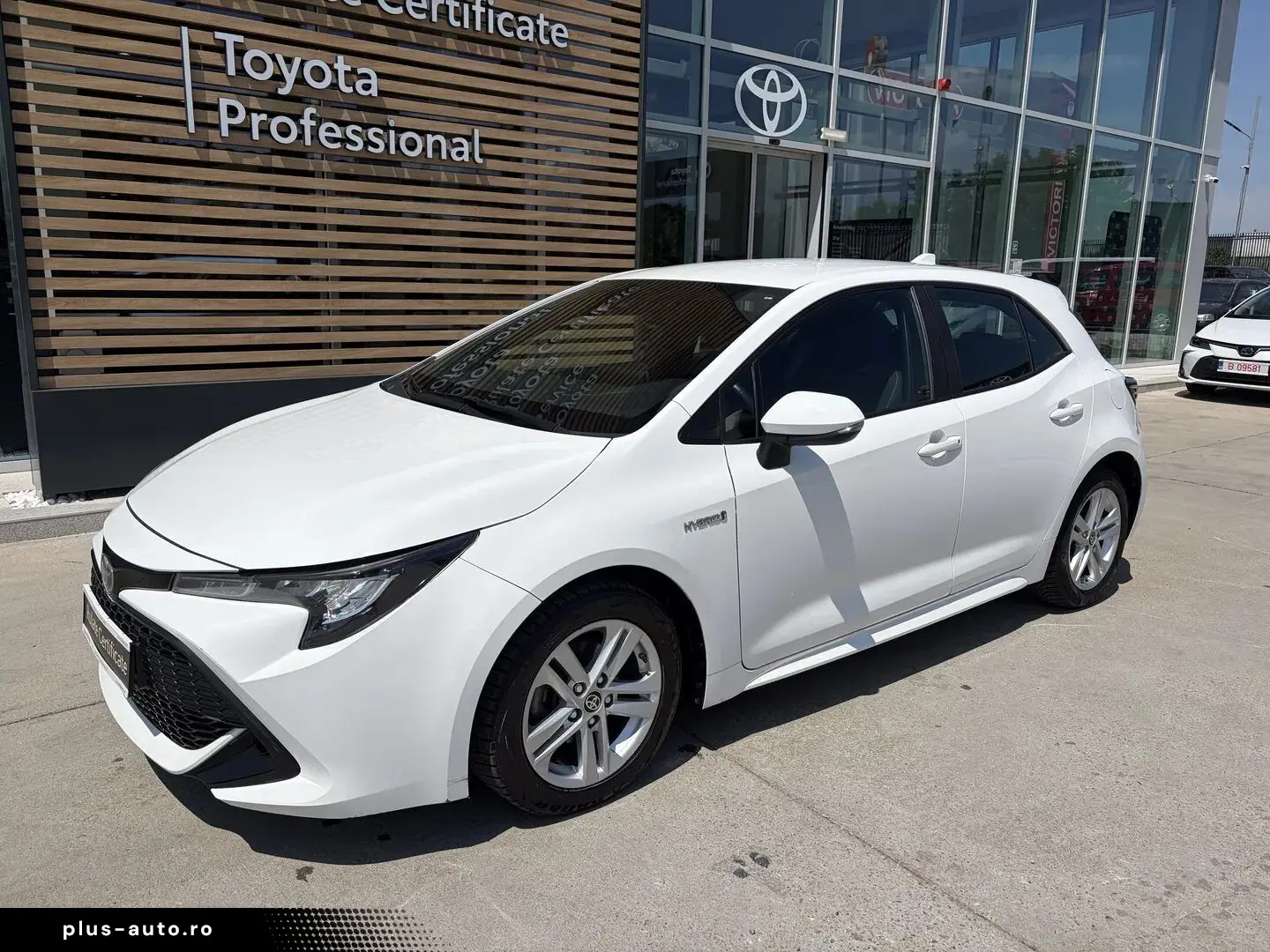 Toyota Corolla Hatchback 1.8 Hybrid Dynamic Hsd E-CVT