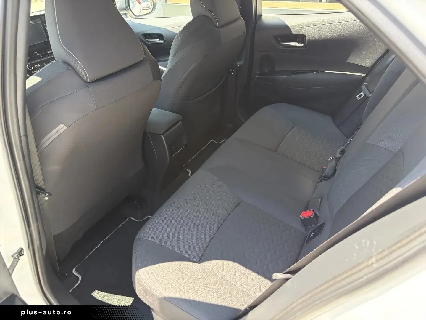 Toyota Corolla Hatchback 1.8 Hybrid Dynamic Hsd E-CVT
