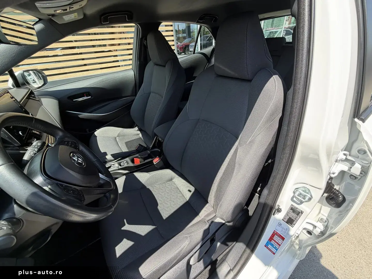 Toyota Corolla Hatchback 1.8 Hybrid Dynamic Hsd E-CVT