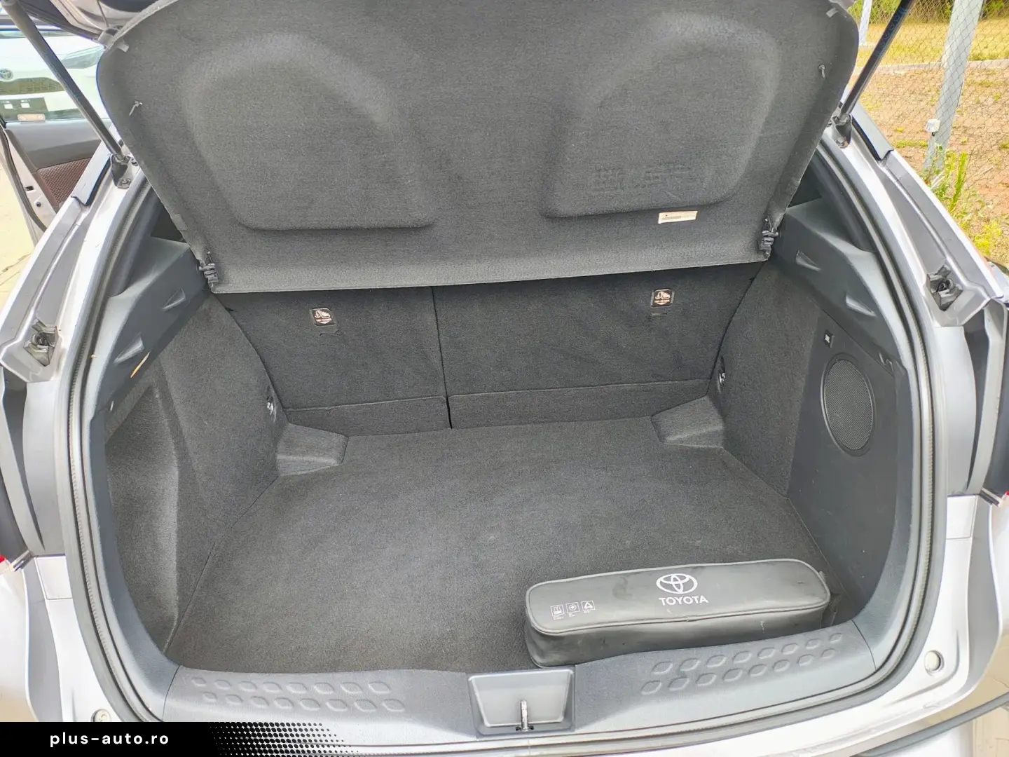 Toyota C-HR C-lassy 1.8 HEV