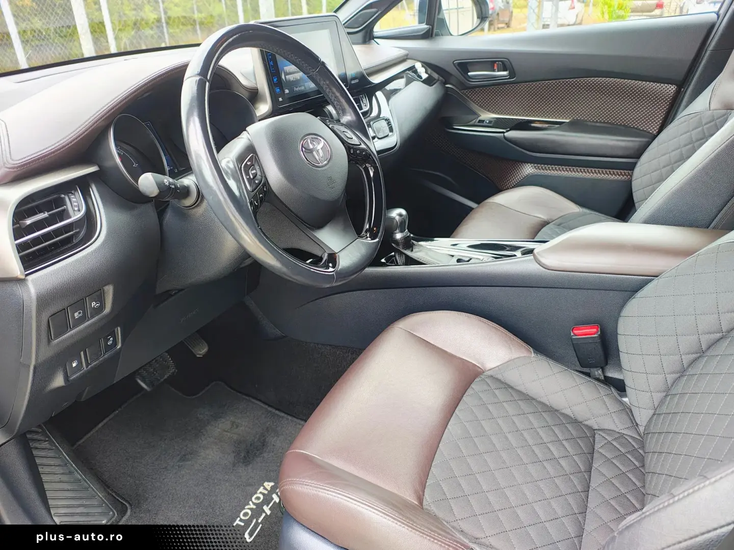 Toyota C-HR C-lassy 1.8 HEV