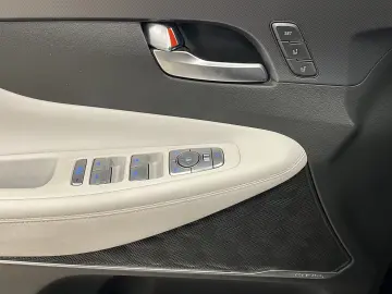 Hyundai Santa Fe Signature AWD 360 Cam CarPlay ACC