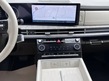 Hyundai SANTA FE 1.6 T-GDI PHEV SIGNATURE COMF. 7 Sts