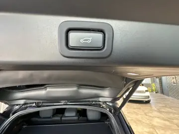 Land Rover Range Rover Sport P510e Hybrid Autobiography